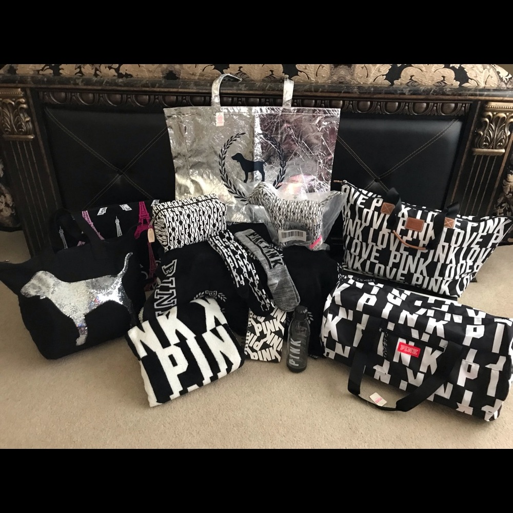 VS PINK - Picture 3 of 3